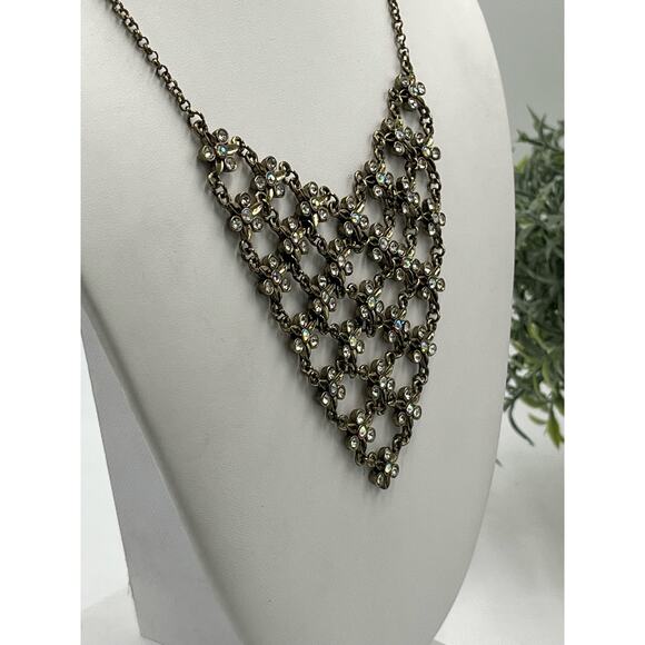 Vintage Antique Silver Chainmail Mesh Floral Rhinestone Bib Drape Necklace - Picture 6 of 9